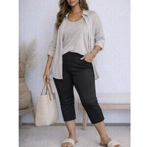 Torrid Pixie Black Pull On Stretch Capri Pants Women’s 2 Short